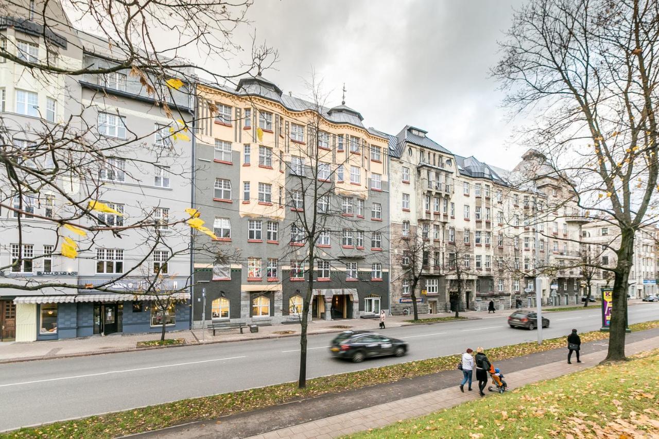 Cozy Flat. Art Nouveau Building, Near The City Center Riga Bagian luar foto